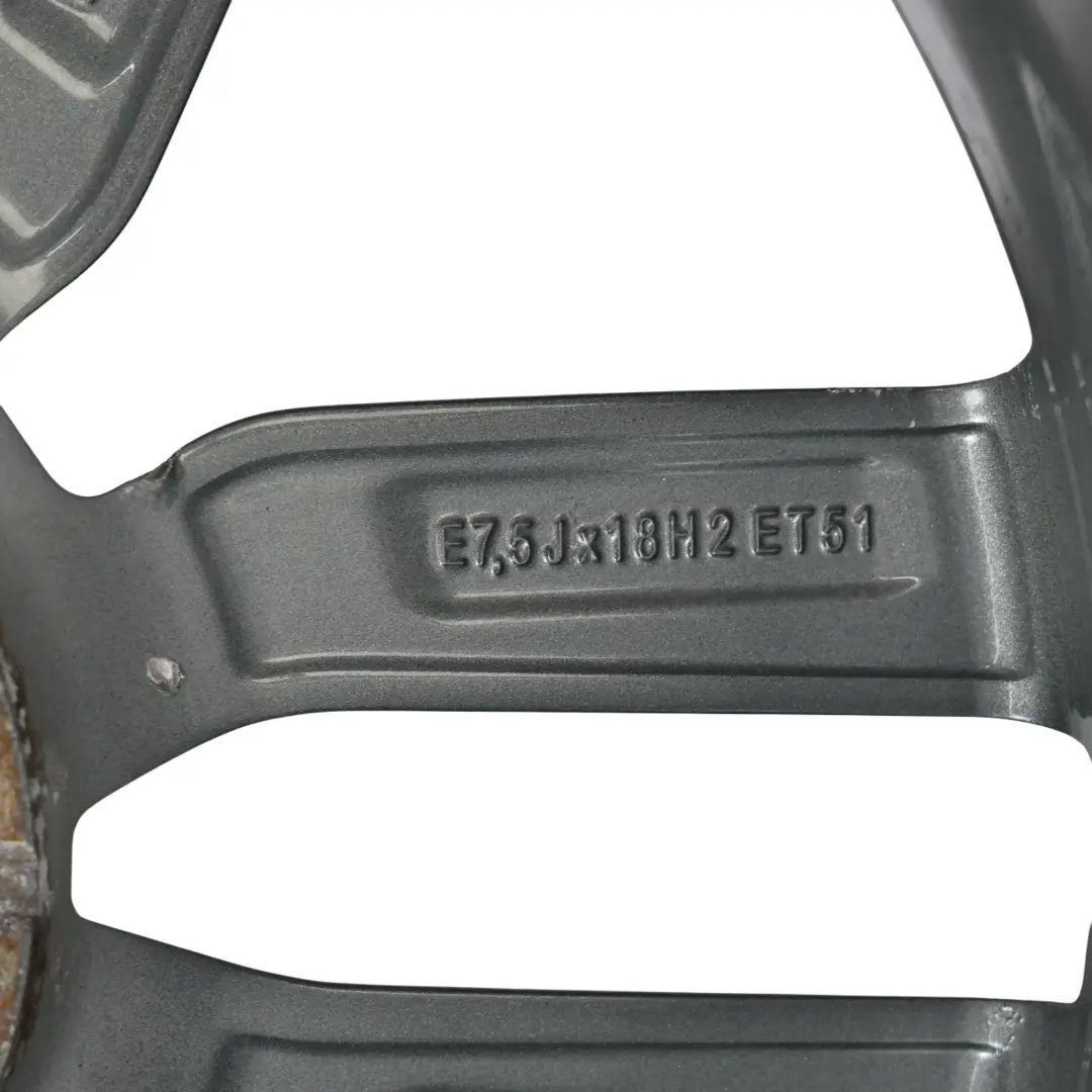 Cerchio in Lega 18" ET:51 7,5J per Audi A3 8V con numero di parte 8V0601025M Audi A3 8V Cerchio in Lega 18" ET:51 7,5J - SKU 8V0601025M - Numero di parte 8V0601025M