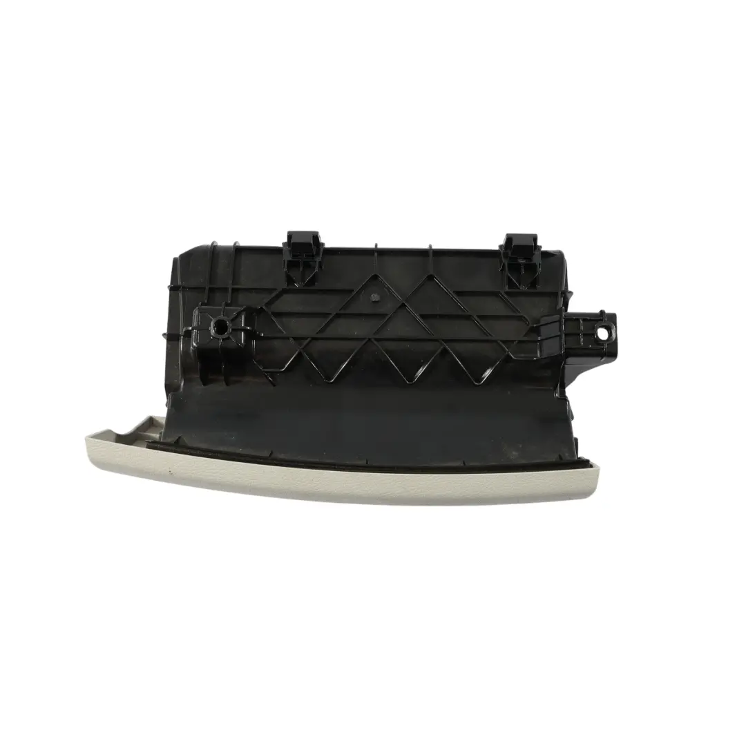 Audi A3 8V Sitz Schublade Fach Ablagefach Rechts Silber - SKU 8V0881578-1 - Teilenummer 8V0881578