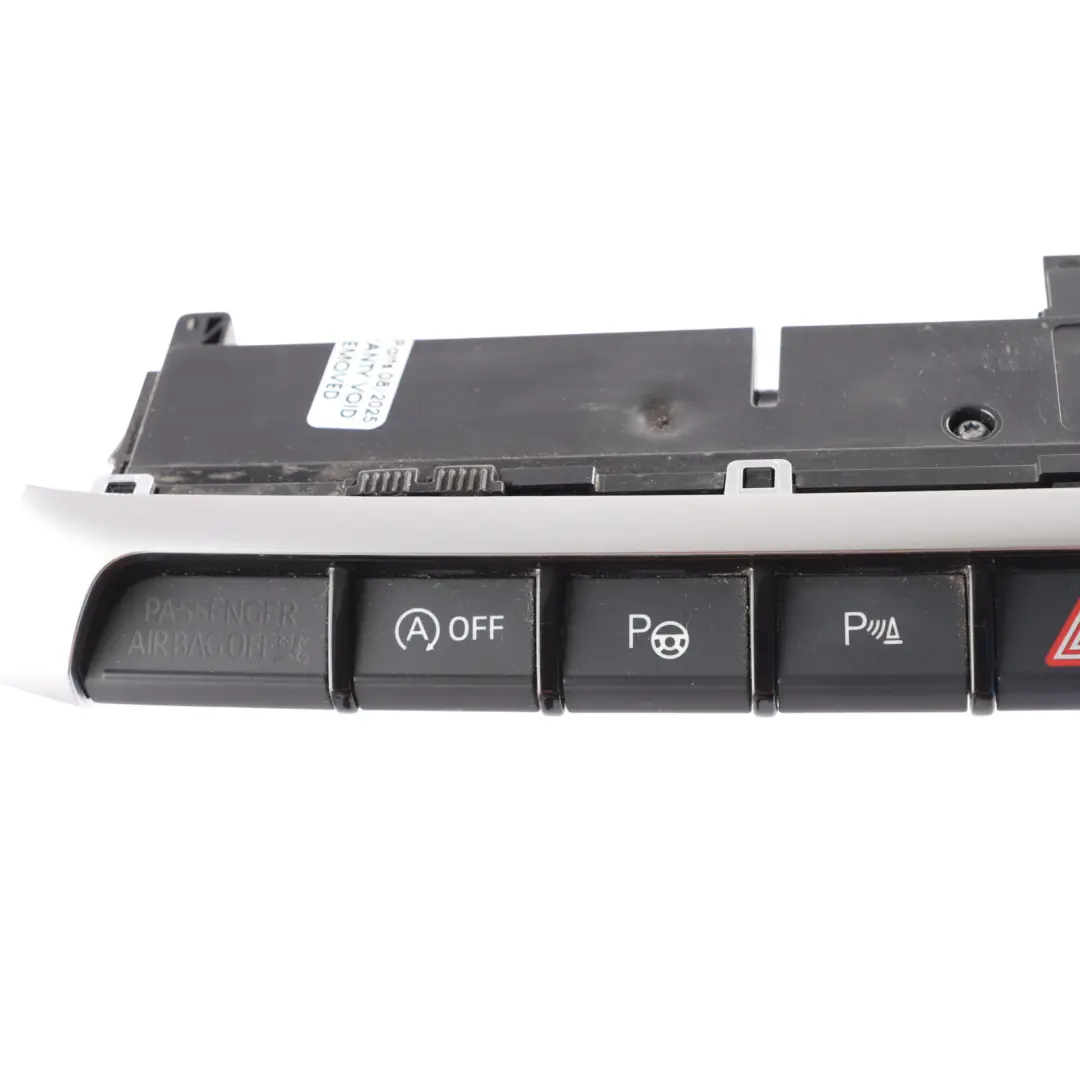 Dashboard Hazard PDC ESP Switch Block Panel to Audi A3 8V with Part number 8V0925301DH Audi A3 8V Dashboard Hazard PDC ESP Switch Block Panel - SKU 8V0925301DH - Part number 8V0925301DH