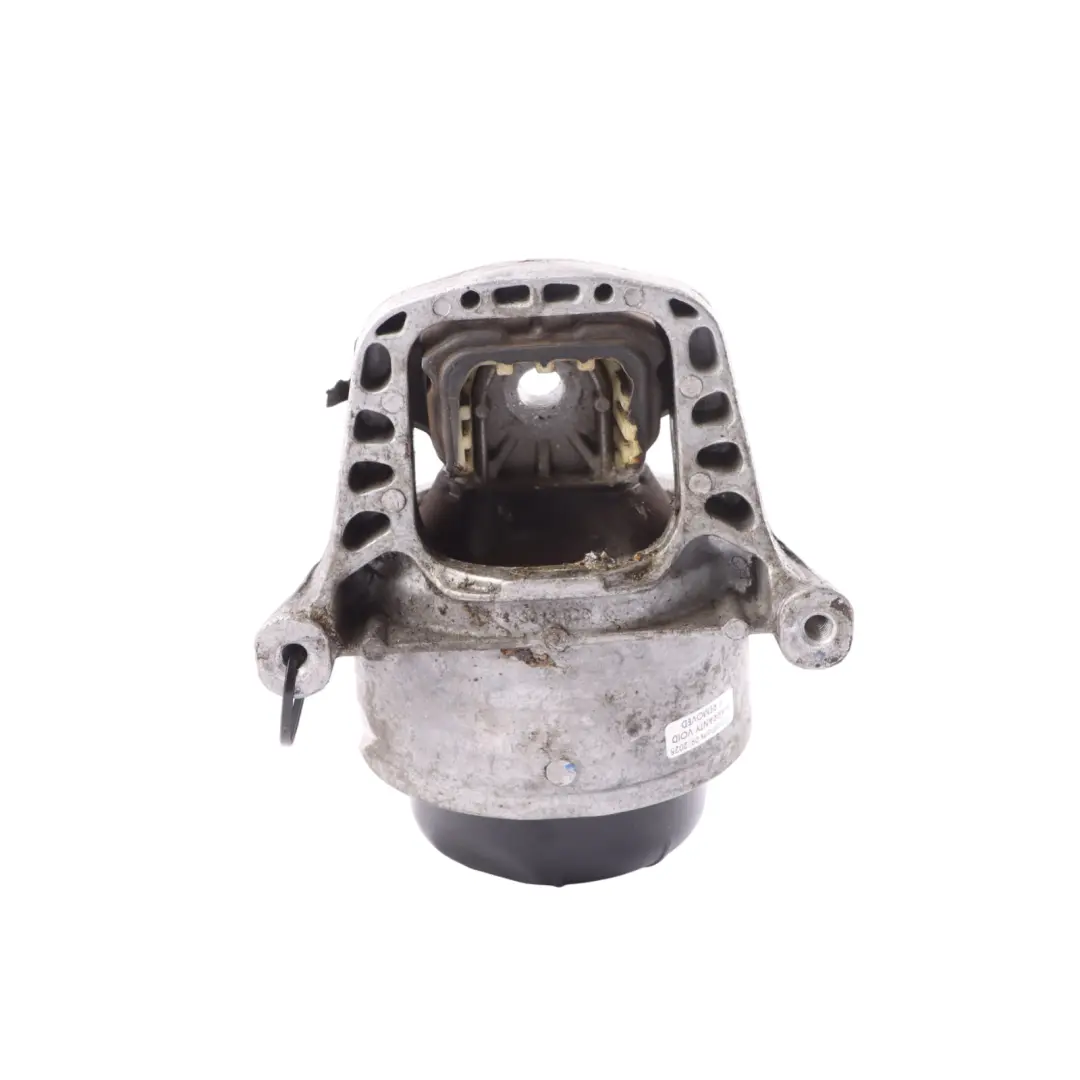 Mount Bracket Holder Right O/S 2.0 TDI to Audi A4 B9 A5 F5 Engine with Part number 8W0199372CS Audi A4 B9 A5 F5 Engine Mount Bracket Holder Right O/S 2.0 TDI - SKU 8W0199372CS - Part number 8W0199372CS