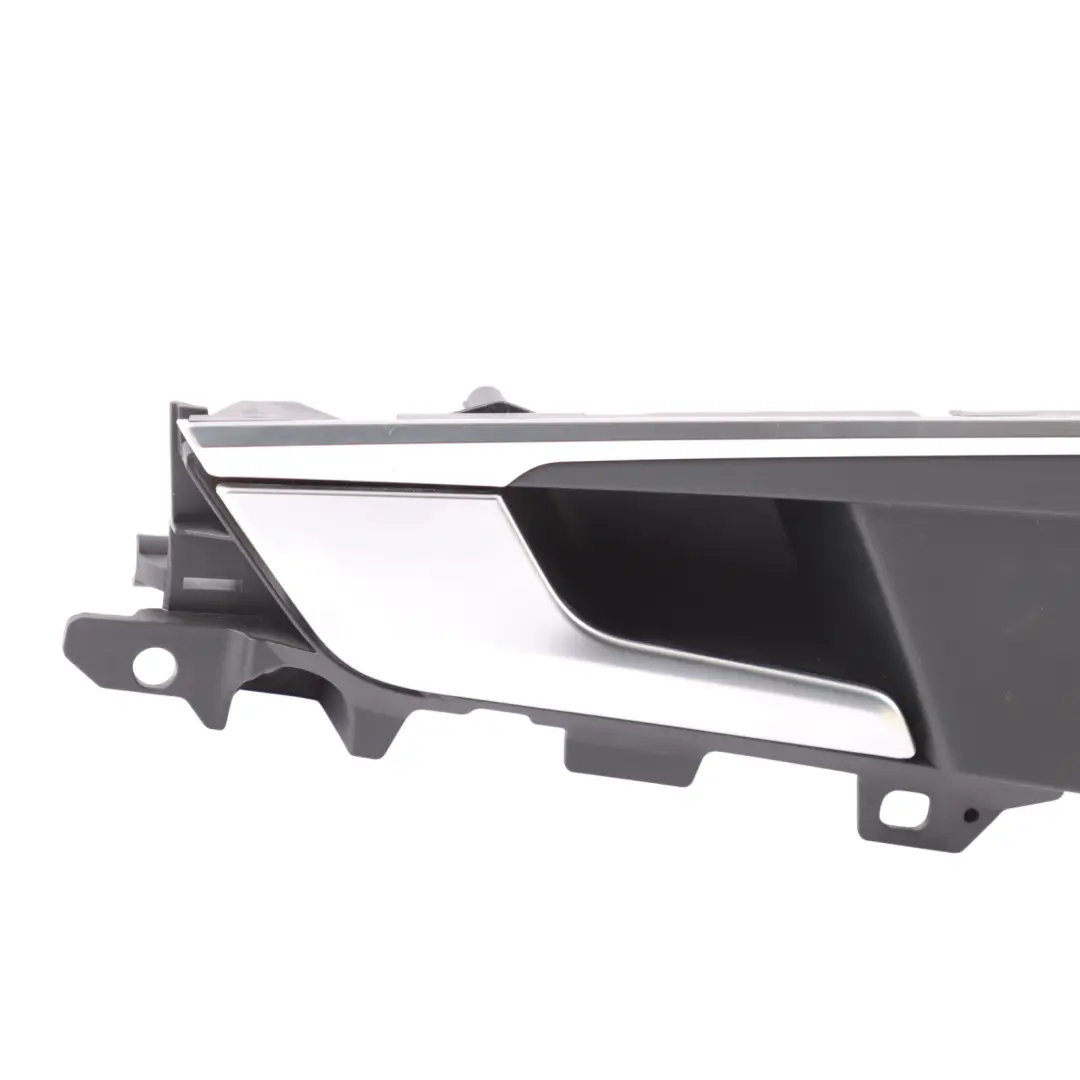 Osłona Uchwytu Drzwi Tylna Lewa do Audi A5 F5 o numerze 8W0959527 Audi A5 F5 Osłona Uchwytu Drzwi Tylna Lewa - SKU 8W0959527 - Numer Części 8W0959527