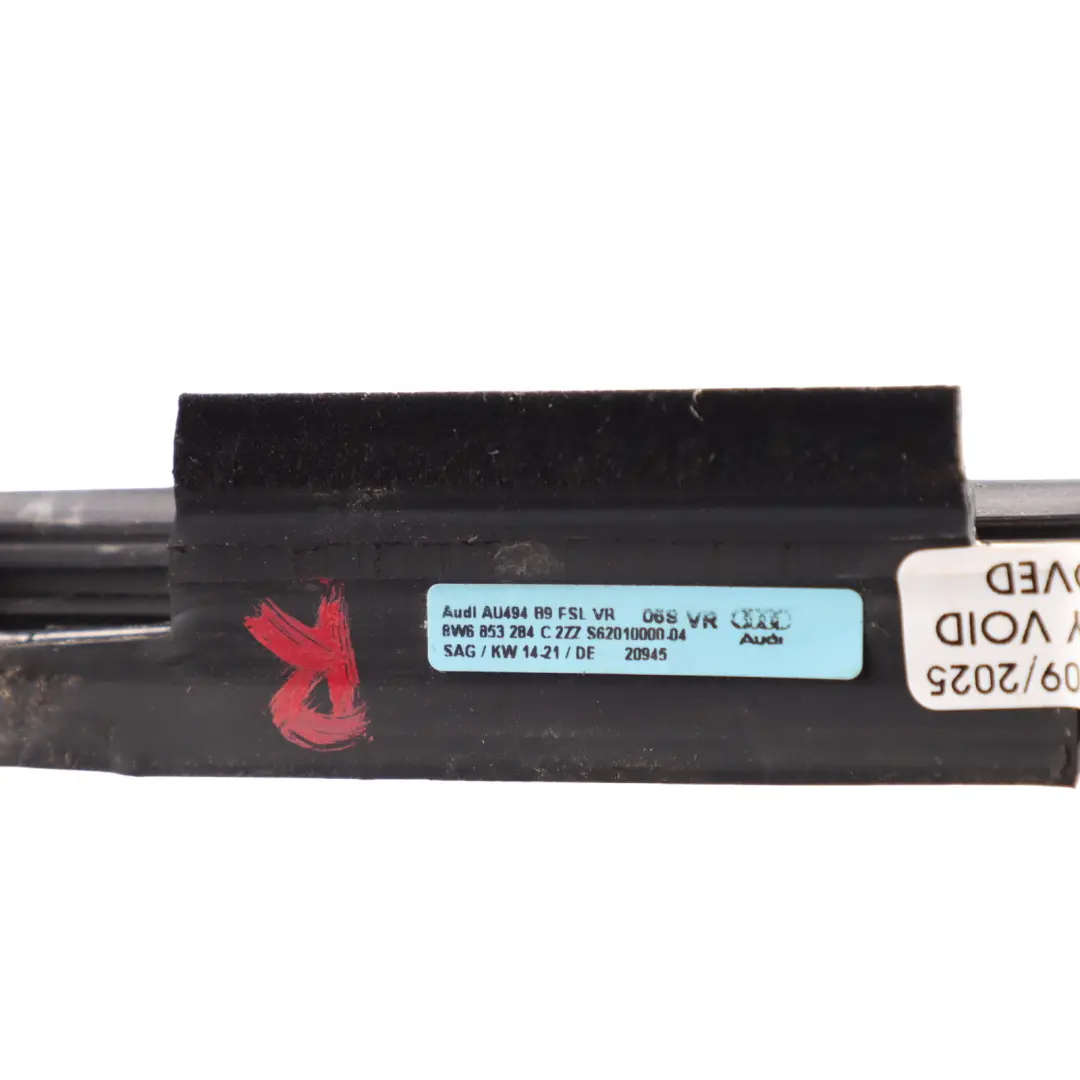 Audi A5 F5 Listwa Uszczelka Szyby Drzwi Prawy Przód Prawa Przednia Chrom - SKU 8W6853284C - Numer Części 8W6853284C