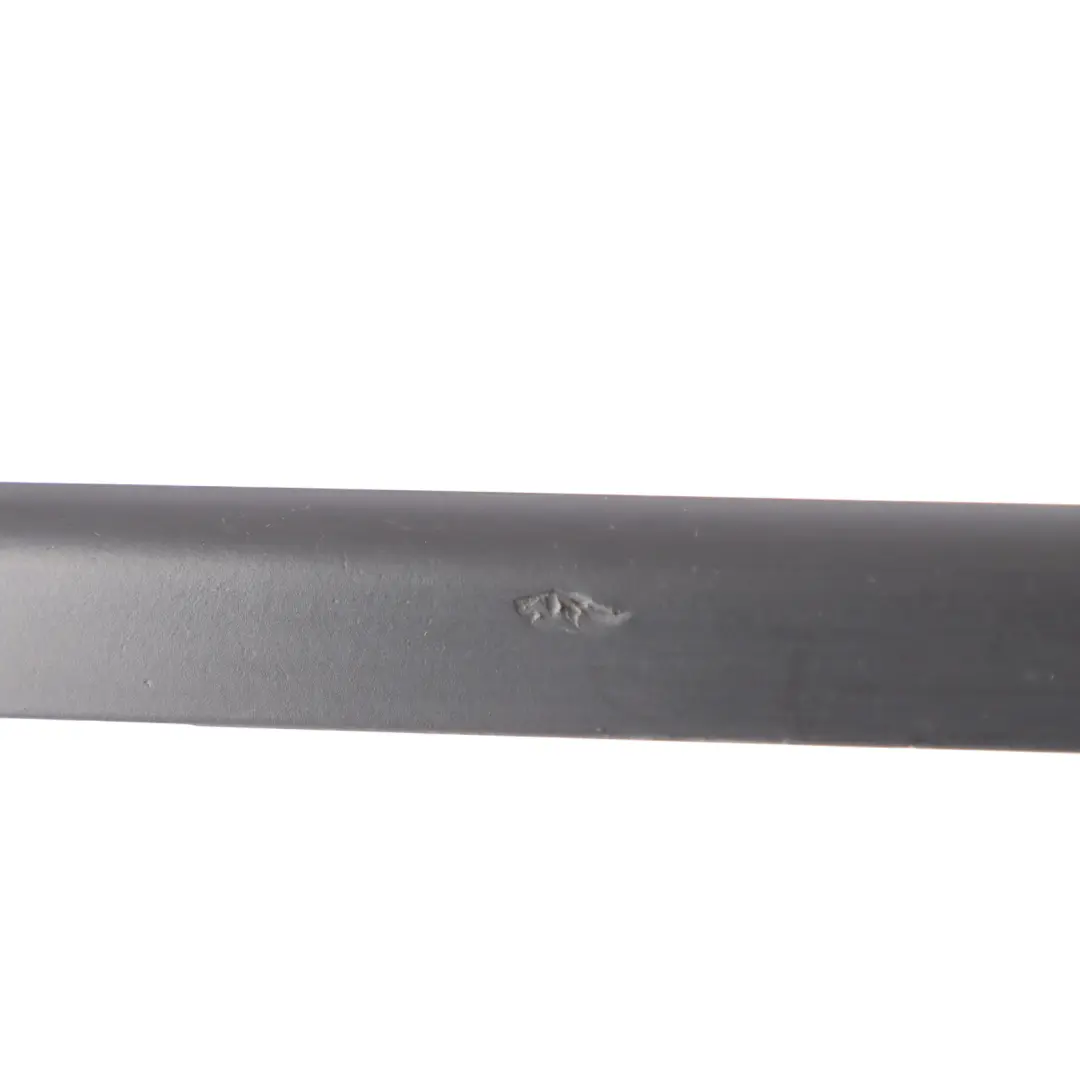 Tira Deflectora De Agua Delantera Izquierda para Audi A5 F5 con número de pieza 8W6854327B Audi A5 F5 Tira Deflectora De Agua Delantera Izquierda - SKU 8W6854327B - Número de pieza 8W6854327B