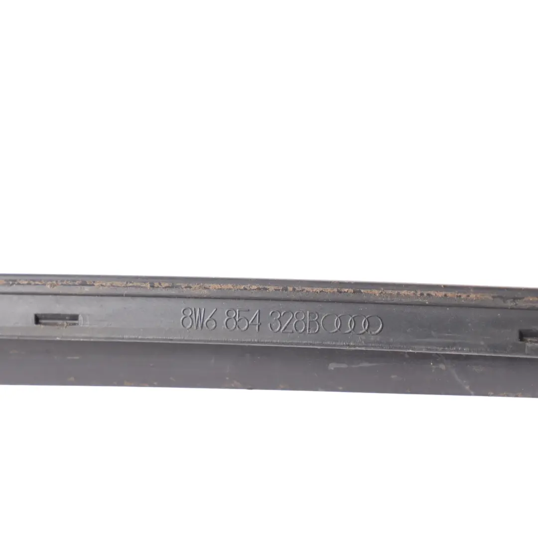 Deflector Agua Parabrisas Delantero Derecho para Audi A5 F5 con número de pieza 8W6854328B Audi A5 F5 Deflector Agua Parabrisas Delantero Derecho - SKU 8W6854328B - Número de pieza 8W6854328B