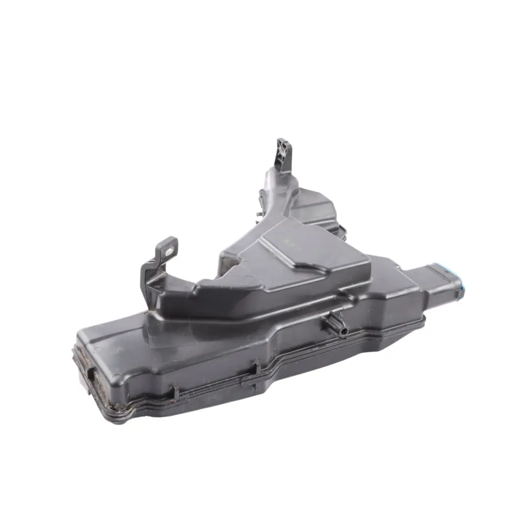 Serbatoio Liquido Lavavetro Bottiglia per Audi A5 F5 con numero di parte 8W6955451E Audi A5 F5 Serbatoio Liquido Lavavetro Bottiglia - SKU 8W6955451E - Numero di parte 8W6955451E