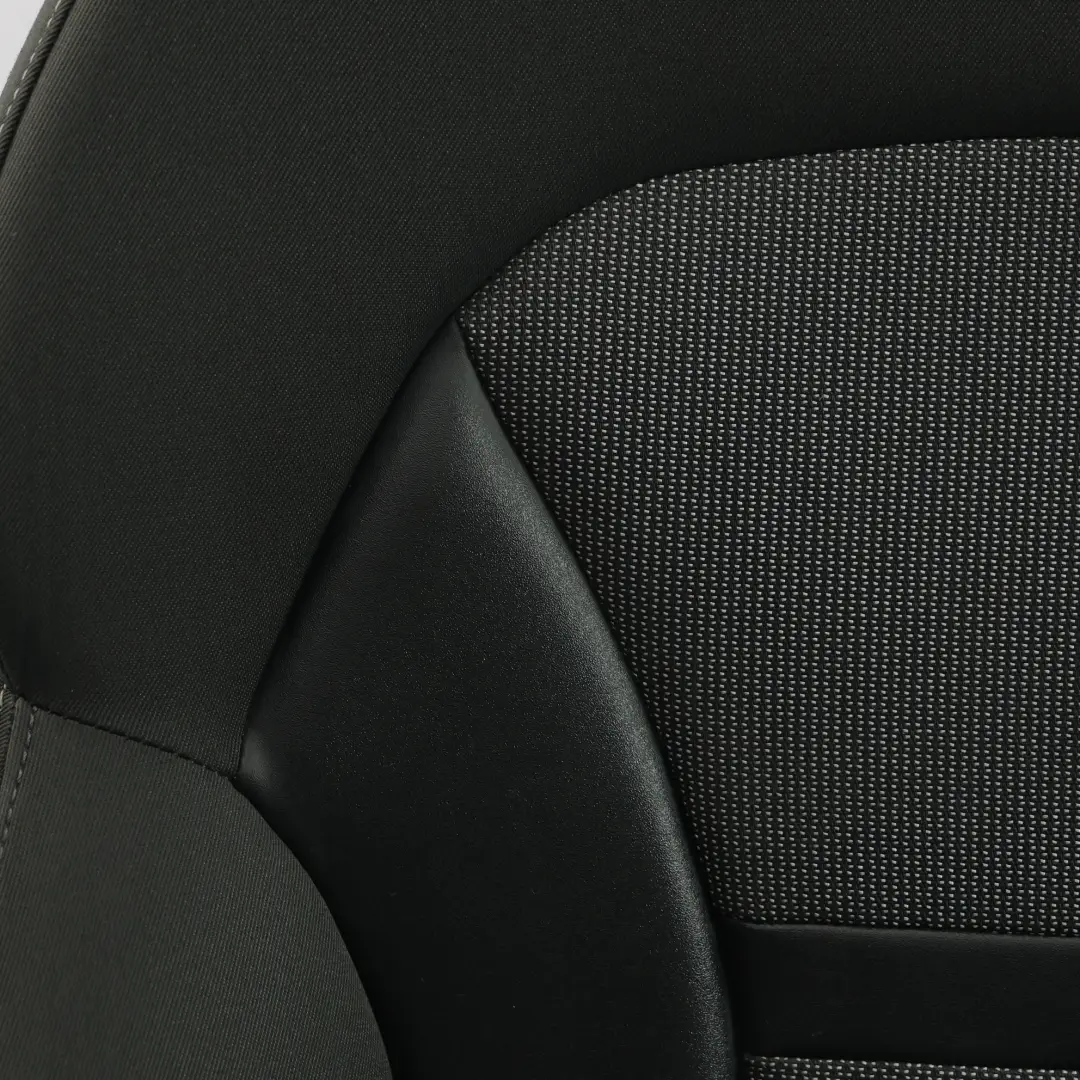 Audi A1 8X 3D Sedile Anteriore Tessuto Soul Black Cliff Grey Destro - SKU 8X0881806K-1 - Numero di parte 8X0881806K