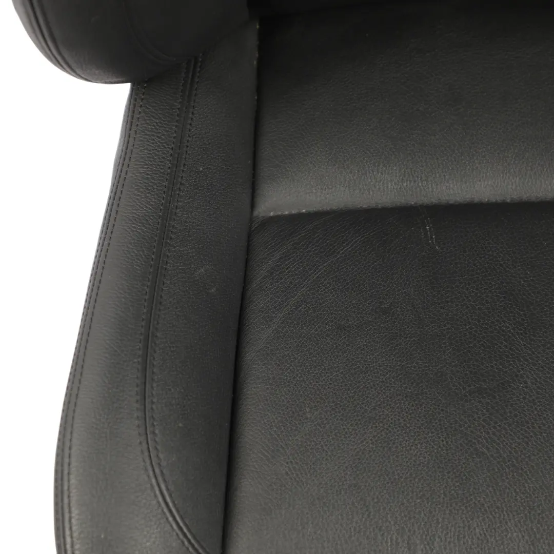Fotel Lewy Przód Czarna Skóra Grzany do BMW E90 o numerze 9156453 BMW E90 Fotel Lewy Przód Czarna Skóra Grzany - SKU 9156453-3 - Numer Części 9156453