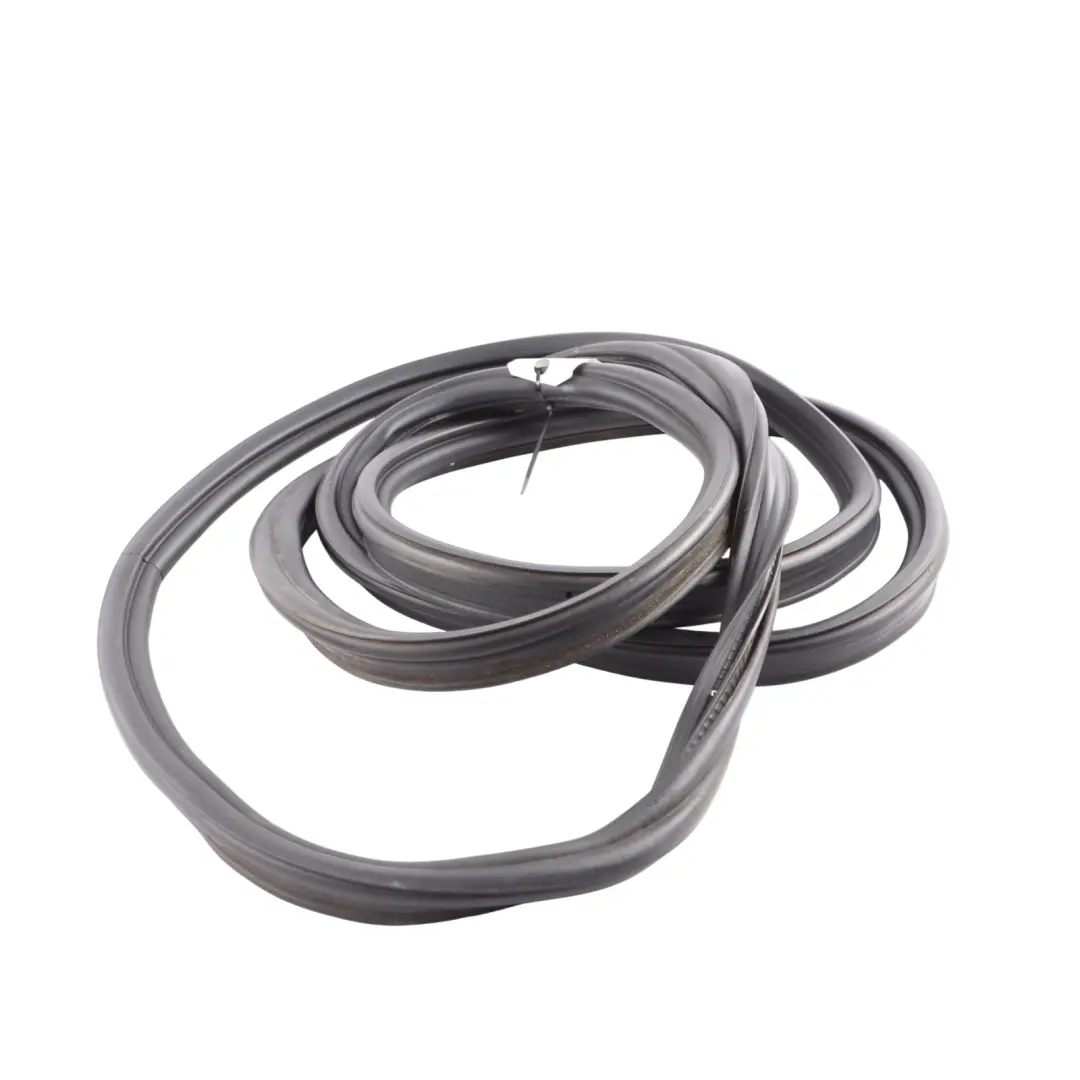Boot Lid Tailgate Door Rubber Seal Gasket 7P5827705G to Porsche Cayenne 92A Rear with Part number 95851270501 Porsche Cayenne 92A Rear Boot Lid Tailgate Door Rubber Seal Gasket 7P5827705G - SKU 95851270501 - Part number 95851270501