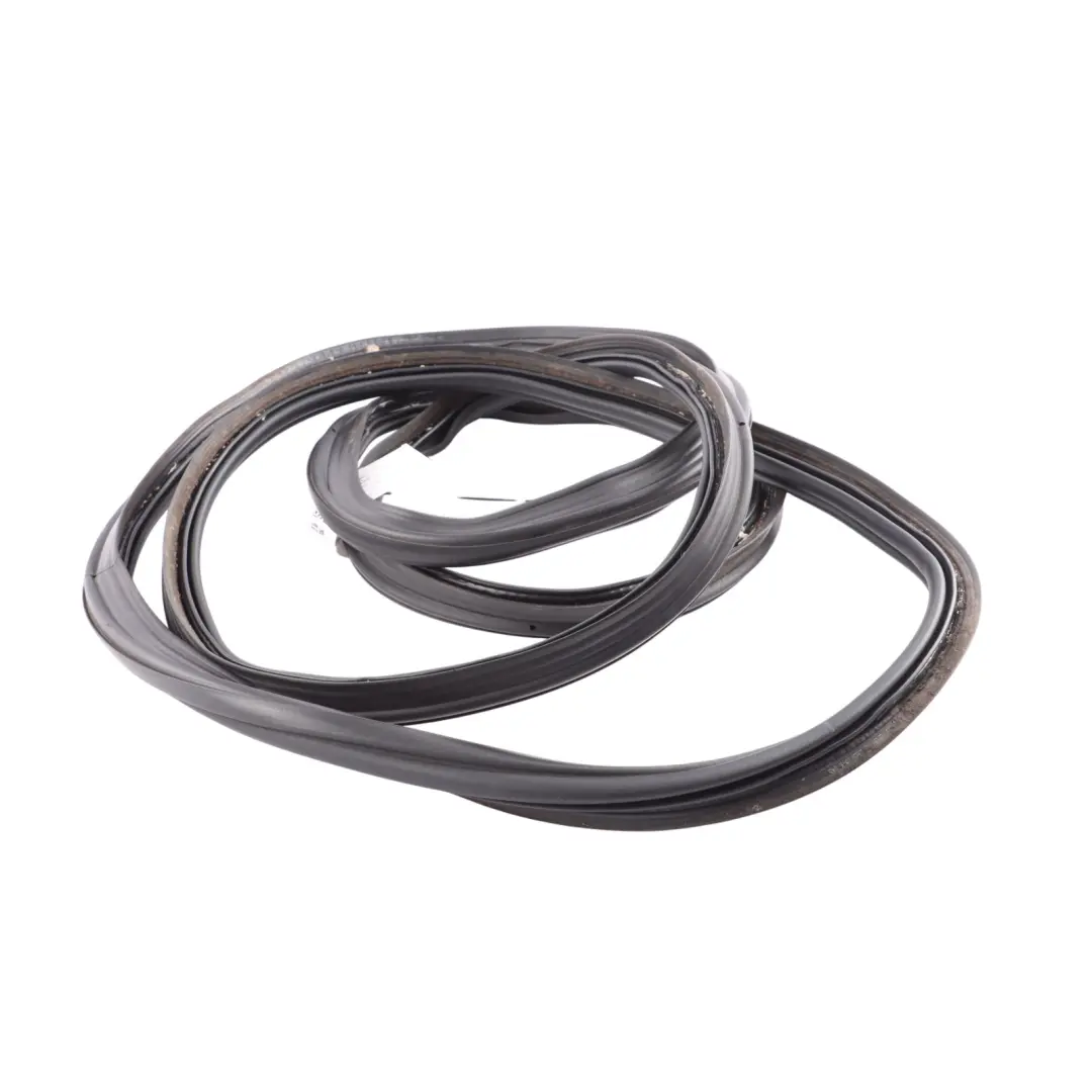 Boot Lid Tailgate Door Rubber Seal Gasket 7P5827705G to Porsche Cayenne 92A Rear with Part number 95851270501 Porsche Cayenne 92A Rear Boot Lid Tailgate Door Rubber Seal Gasket 7P5827705G - SKU 95851270501 - Part number 95851270501