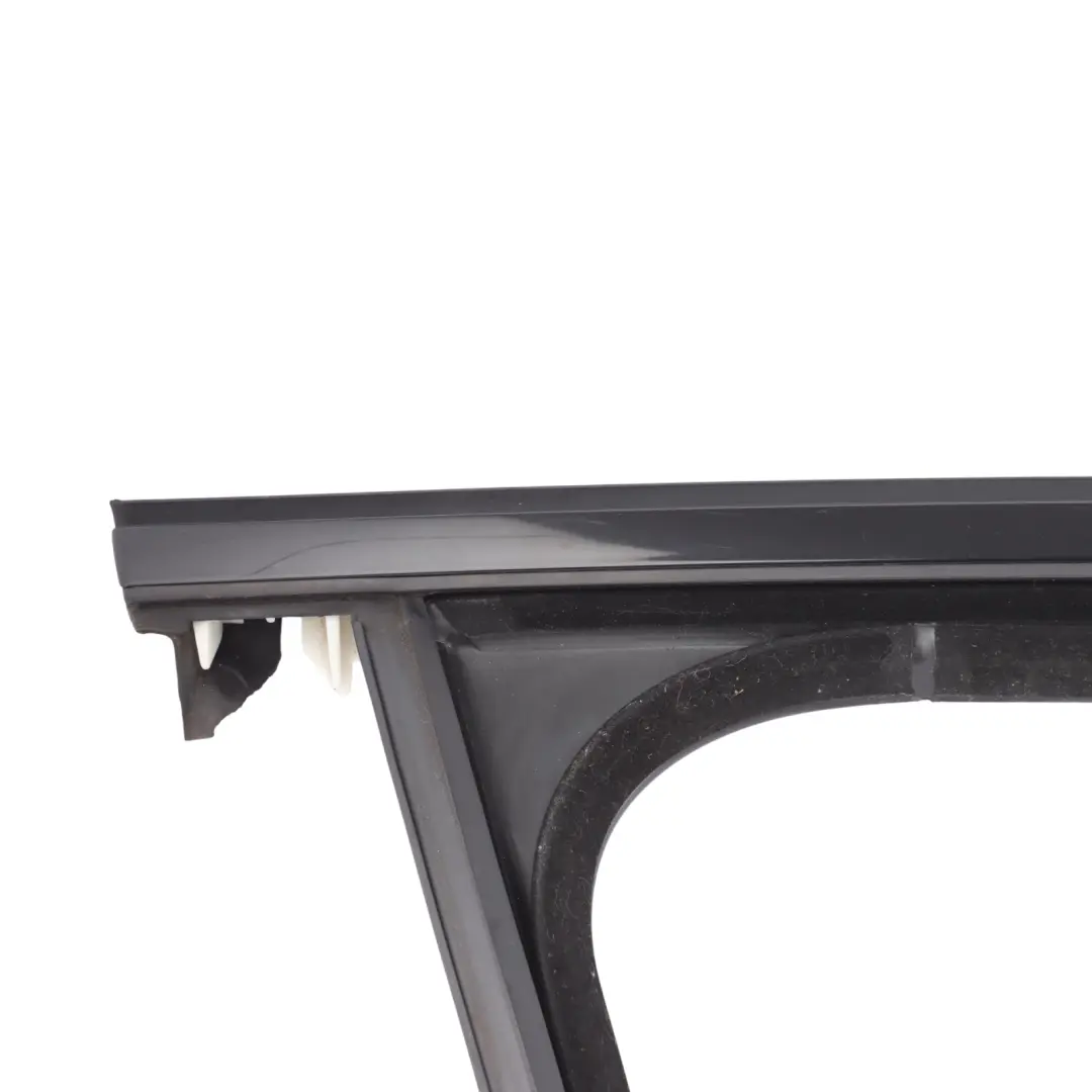 Porsche Cayenne 92A Uszczelka Prowadnica Szyby Drzwi Prawy Przód 7P0837432H - SKU 95853143202 - Numer Części 95853143202