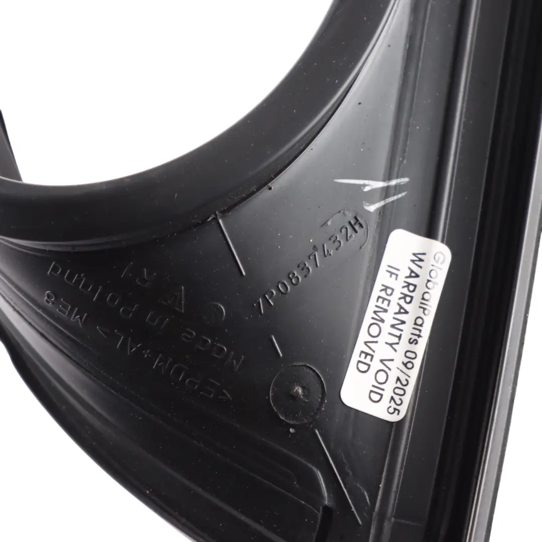 Guarnizione Guida Finestrino Anteriore Destro 7P0837432H per Porsche Cayenne 92A con numero di parte 95853143202 Porsche Cayenne 92A Guarnizione Guida Finestrino Anteriore Destro 7P0837432H - SKU 95853143202 - Numero di parte 95853143202