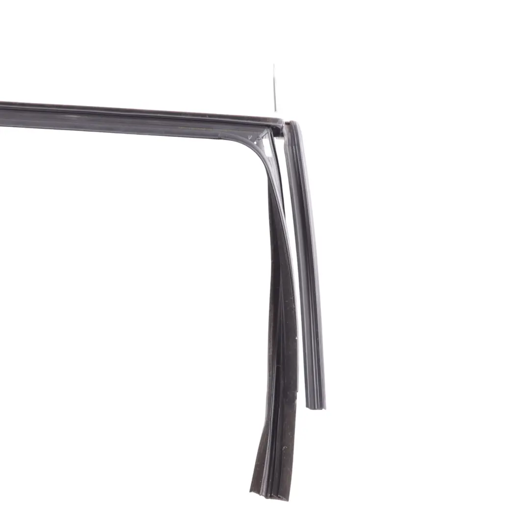 Porsche Cayenne 92A Mk2 Puerta Trasera Marco Guía Ventana Derecha 7P0839432L - SKU 95853343203 - Número de pieza 95853343203