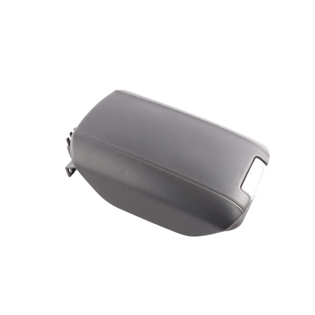Mittelkonsole Armlehne Schwarz Leder für Porsche Cayenne 92A mit Teilenummer 95855320701 Porsche Cayenne 92A Mittelkonsole Armlehne Schwarz Leder - SKU 95855320701 - Teilenummer 95855320701