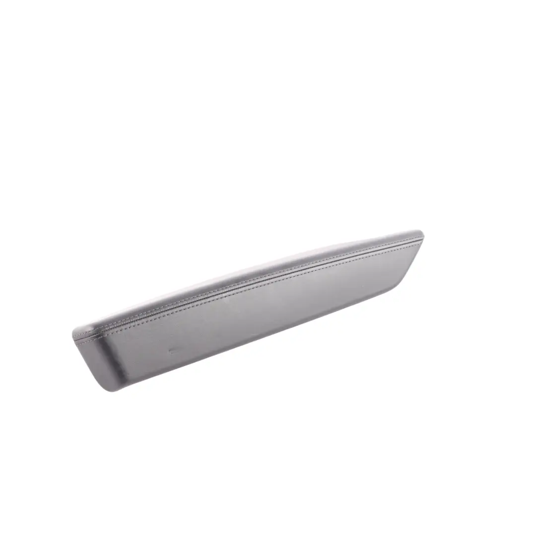 Podłokietnik Drzwi Lewy Przód Czarna Skóra 7P5867173 do Porsche Cayenne 92A o numerze 95855517301 Porsche Cayenne 92A Podłokietnik Drzwi Lewy Przód Czarna Skóra 7P5867173 - SKU 95855517301 - Numer Części 95855517301