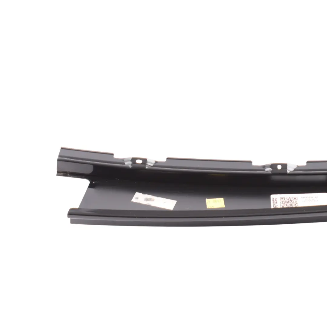 Panel Moldura Pilar Puerta Trasera Izquierda para Porsche Cayenne 92A con número de pieza 95855935100 Porsche Cayenne 92A Panel Moldura Pilar Puerta Trasera Izquierda - SKU 95855935100 - Número de pieza 95855935100