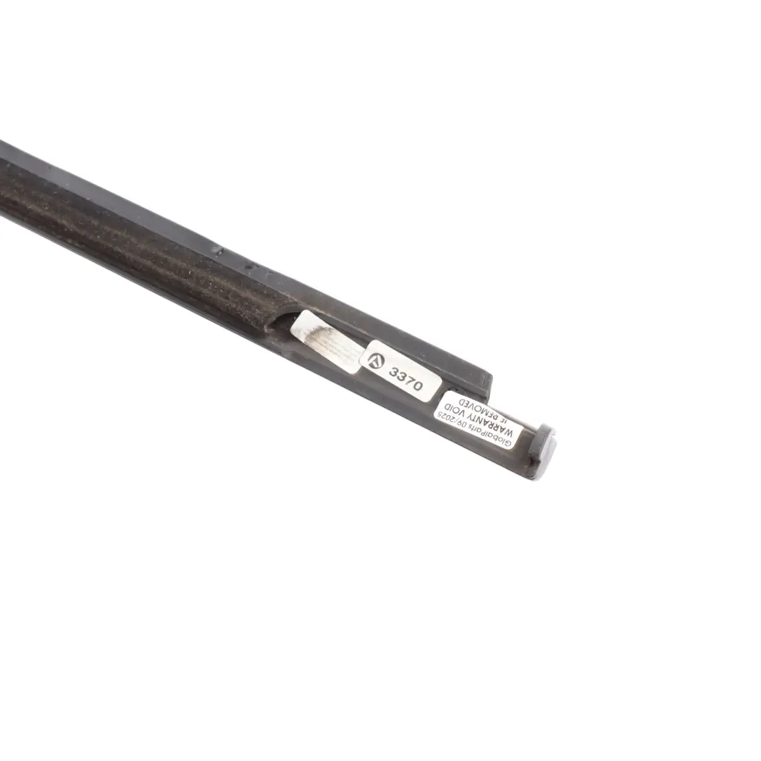 Front Door Weather Strip Seal Gasket Left N/S 7P0837477E to Porsche Cayenne 92A with Part number 95855947511 Porsche Cayenne 92A Front Door Weather Strip Seal Gasket Left N/S 7P0837477E - SKU 95855947511 - Part number 95855947511