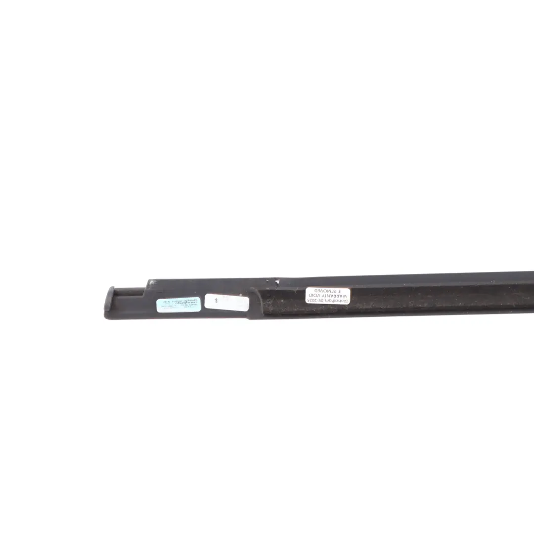 Porsche Cayenne 92A Front Door Weather Strip Seal Gasket Right O/S 7P0837478E - SKU 95855947611 - Part number 95855947611