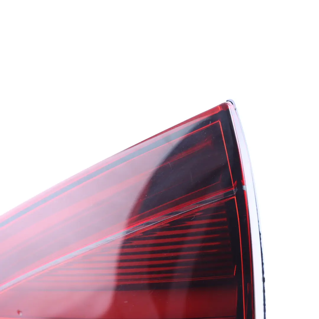 Tail Light Tailgate Inner Right O/S to Porsche Cayenne 92A Rear with Part number 95863109421 Porsche Cayenne 92A Rear Tail Light Tailgate Inner Right O/S - SKU 95863109421 - Part number 95863109421