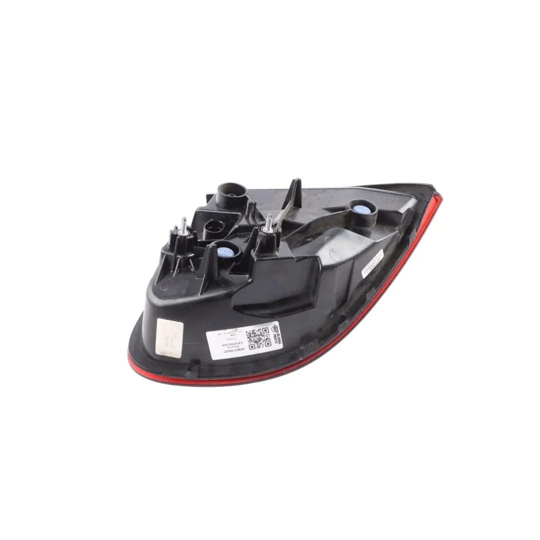 Tail Light Tailgate Inner Right O/S to Porsche Cayenne 92A Rear with Part number 95863109421 Porsche Cayenne 92A Rear Tail Light Tailgate Inner Right O/S - SKU 95863109421 - Part number 95863109421