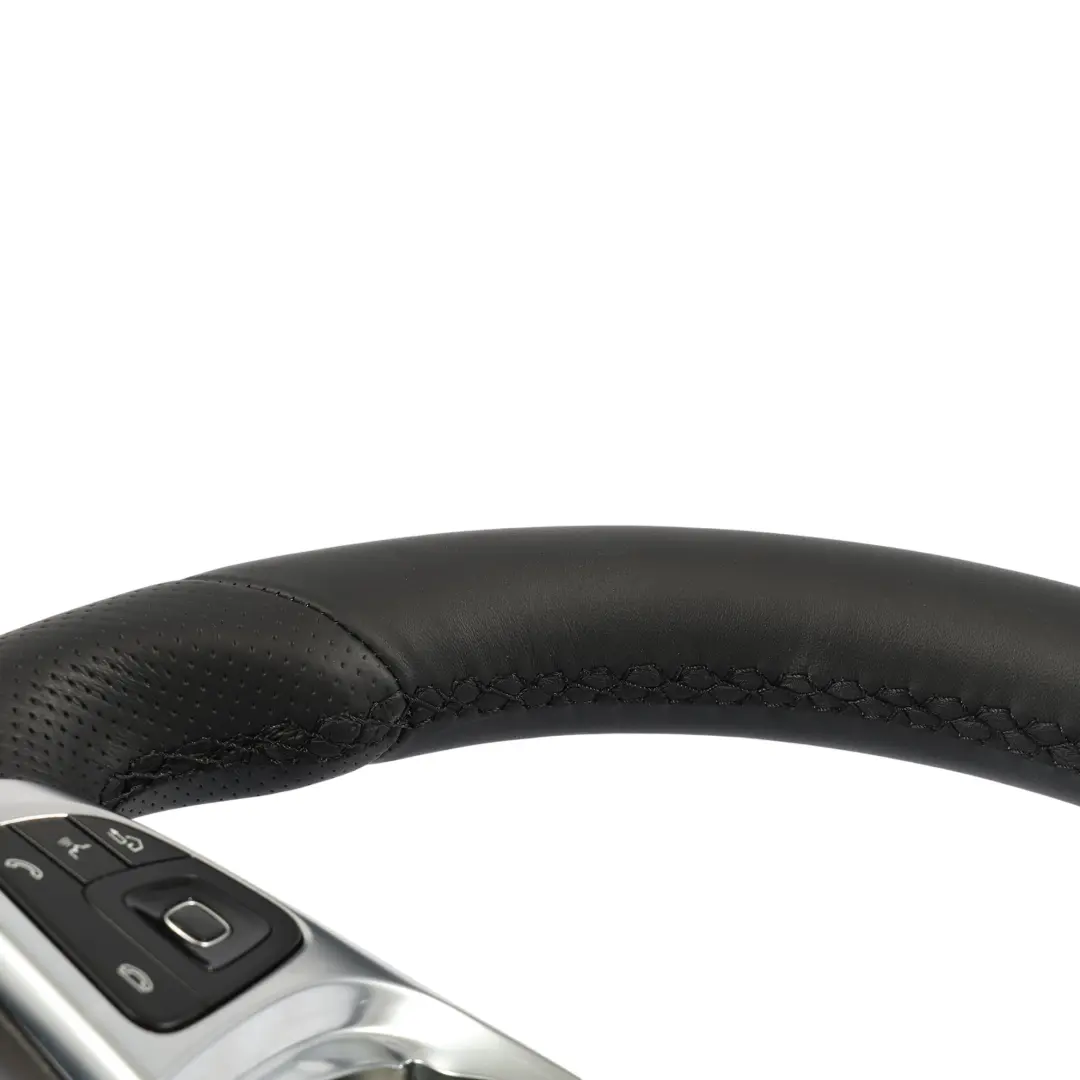 Kierownica NOWA Czarna Skóra Ścięta Łopatki do Mercedes W213 o numerze A0004606600 Mercedes W213 Kierownica NOWA Czarna Skóra Ścięta Łopatki - SKU A0004606600-1 - Numer Części A0004606600