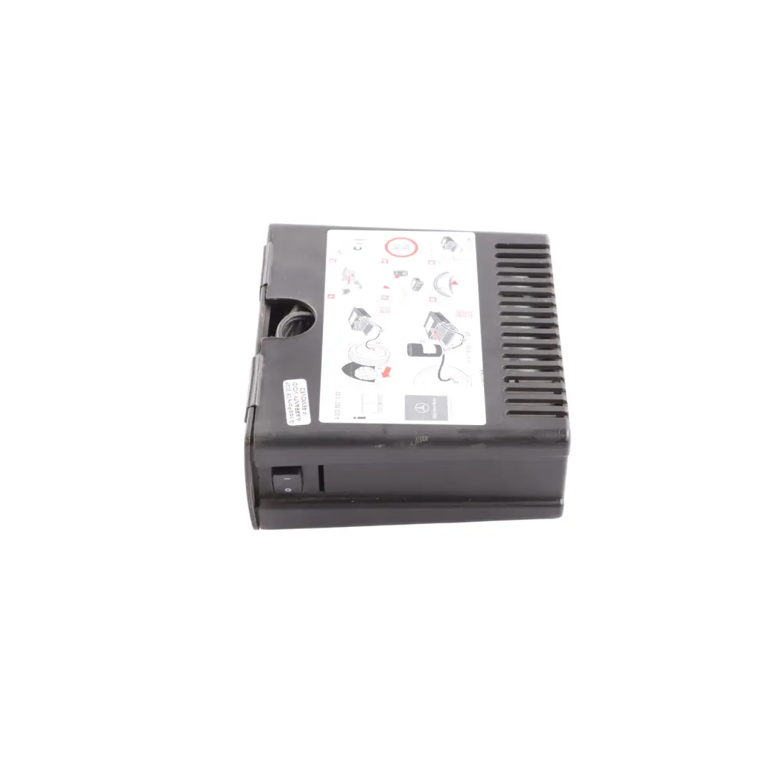 Mercedes W211 W639 Tools Case Bag Repair Service Kit Tire Fit - SKU A0005831302 - Part number A0005831302