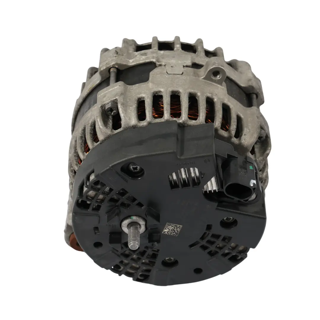 Mercedes W176 W242 W246 Alternator Generator Bosch A180 Benzyna - SKU A0009061903-1 - Numer Części A0009061903