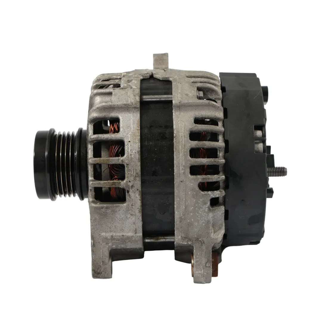 Alternatore Generatore Bosch A180 Benzina per Mercedes W176 W242 W246 con numero di parte A0009061903 Mercedes W176 W242 W246 Alternatore Generatore Bosch A180 Benzina - SKU A0009061903-1 - Numero di parte A0009061903