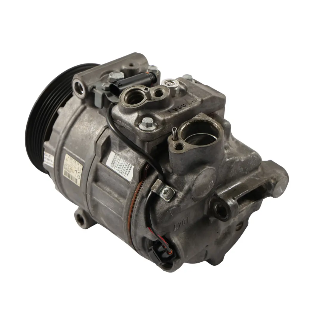 Compresor De Aire Acondicionado Unidad OM646 para Mercedes W639 W906 con número de pieza A0022301911 Mercedes W639 W906 Compresor De Aire Acondicionado Unidad OM646 - SKU A0022301911 - Número de pieza A0022301911