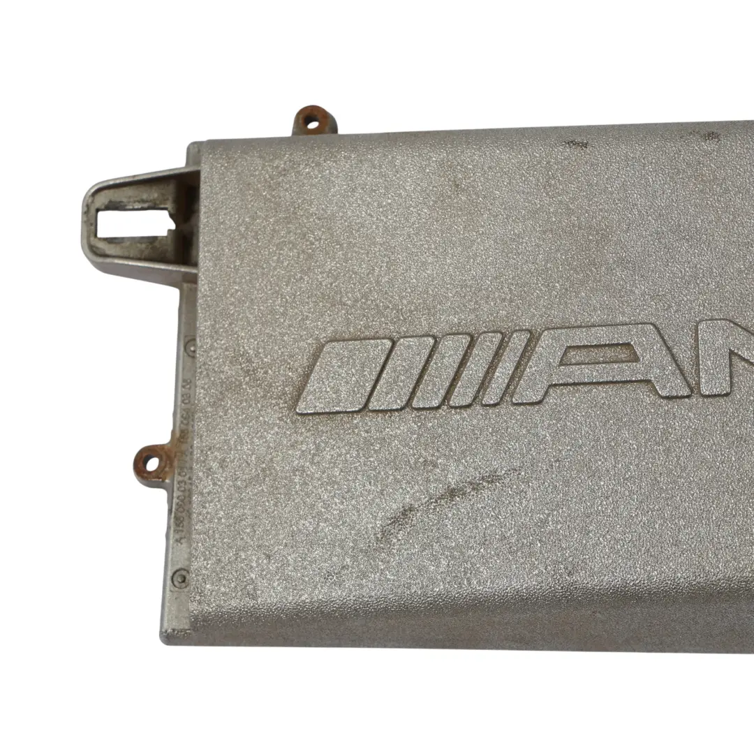 C63 AMG Caja Del Filtro De Aire Izquierda para Mercedes W204 C209 W212 con número de pieza A1560940506 Mercedes W204 C209 W212 C63 AMG Caja Del Filtro De Aire Izquierda - SKU A1560940506 - Número de pieza A1560940506
