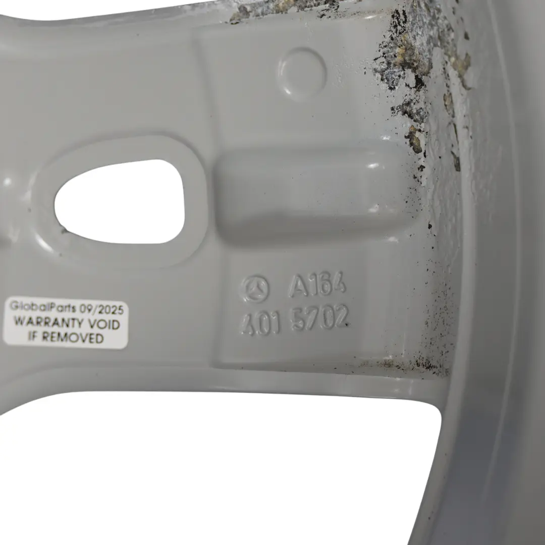 Alloy Rim 18" 8J ET:60 5-Spoke to Mercedes ML W164 Silver Wheel with Part number A1644015702 Mercedes ML W164 Silver Wheel Alloy Rim 18" 8J ET:60 5-Spoke - SKU A1644015702-3 - Part number A1644015702