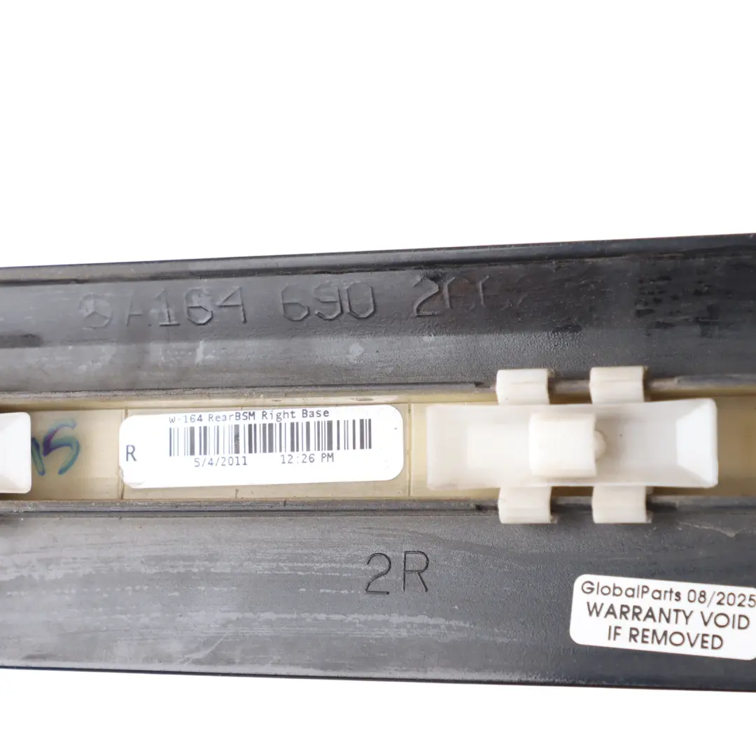 Mercedes ML W164 Rear Door Strip Trim Moulding Right O/S Obsidian Black - 197 - SKU A1646902662-OB - Part number A1646902662
