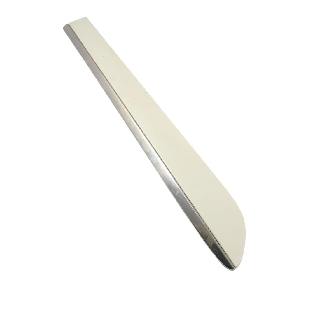 Mercedes ML W164 Moldura De Puerta Trasera Derecha Diamond White - 799 - SKU A1646905462-DWM - Número de pieza A1646905462