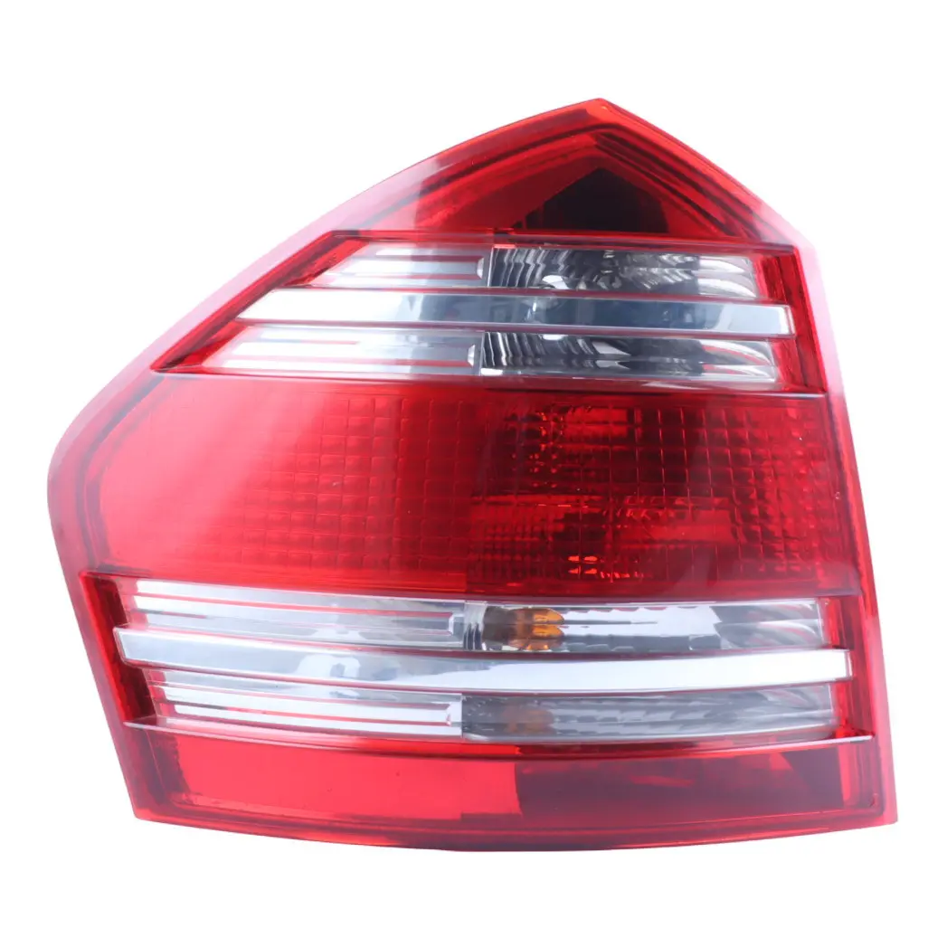 Fanale posteriore sinistro Pannello posteriore A1648200564 per Mercedes GL X164 con numero di parte A1648204164 Mercedes GL X164 Fanale posteriore sinistro Pannello posteriore A1648200564 - SKU A1648204164 - Numero di parte A1648204164