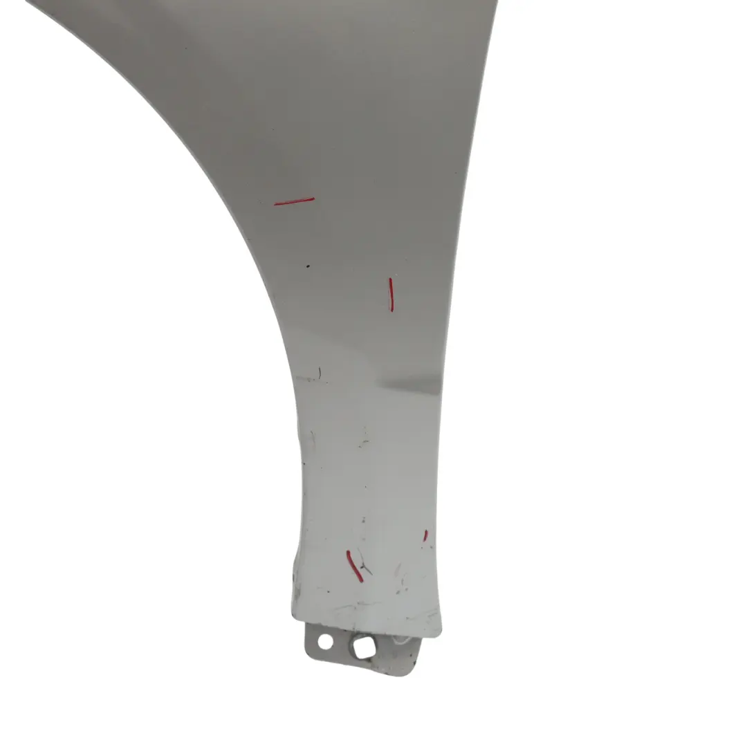 Pannello dell'ala anteriore sinistra Parafango Polar Silver - 761 per Mercedes W169 con numero di parte A1698810101 Mercedes W169 Pannello dell'ala anteriore sinistra Parafango Polar Silver - 761 - SKU A1698810101-PLS1 - Numero di parte A1698810101