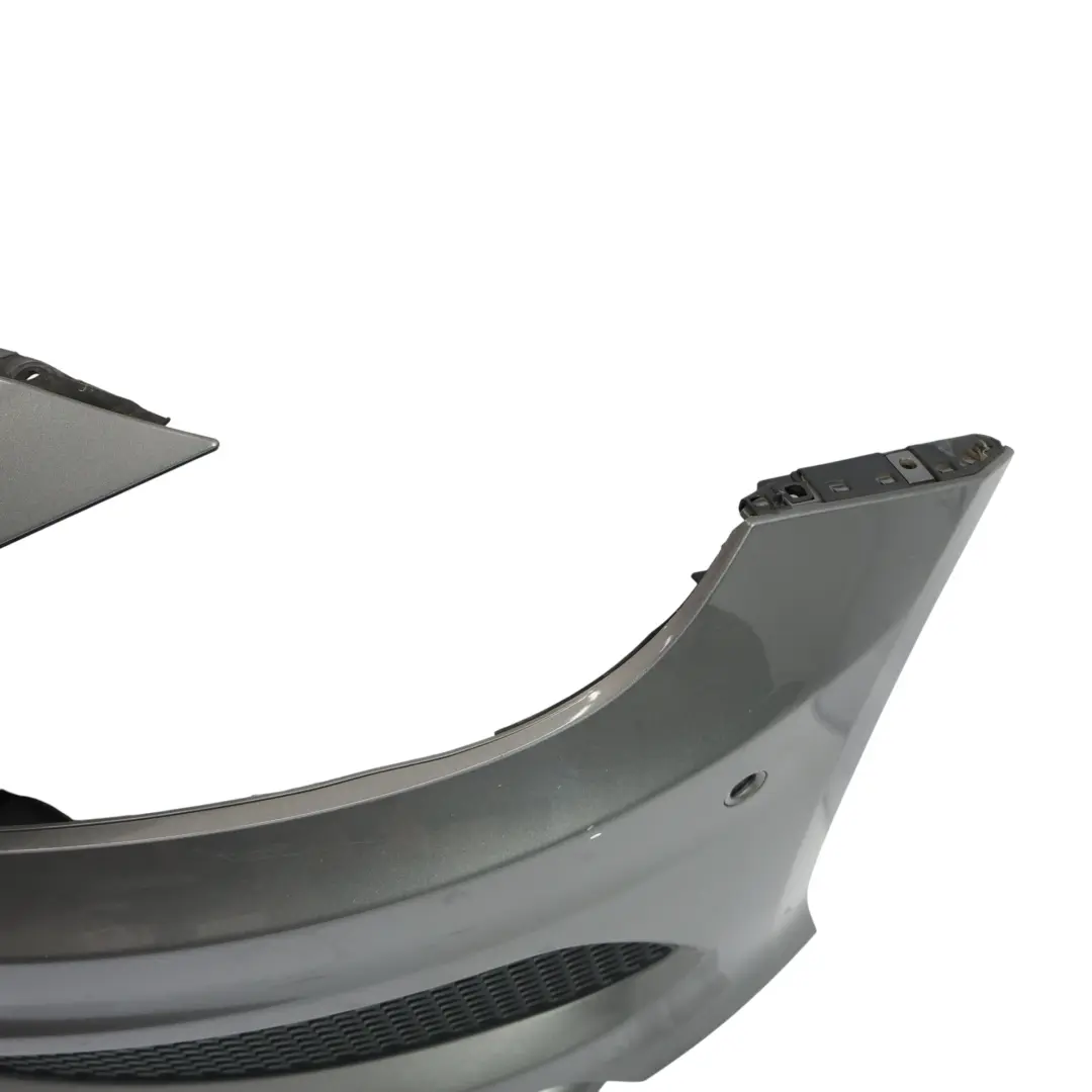 Zderzak Przedni AMG Mountain Grey Metallic - 787 do Mercedes W176 o numerze A1768805540 Mercedes W176 Zderzak Przedni AMG Mountain Grey Metallic - 787 - SKU A1768805540-MG - Numer Części A1768805540