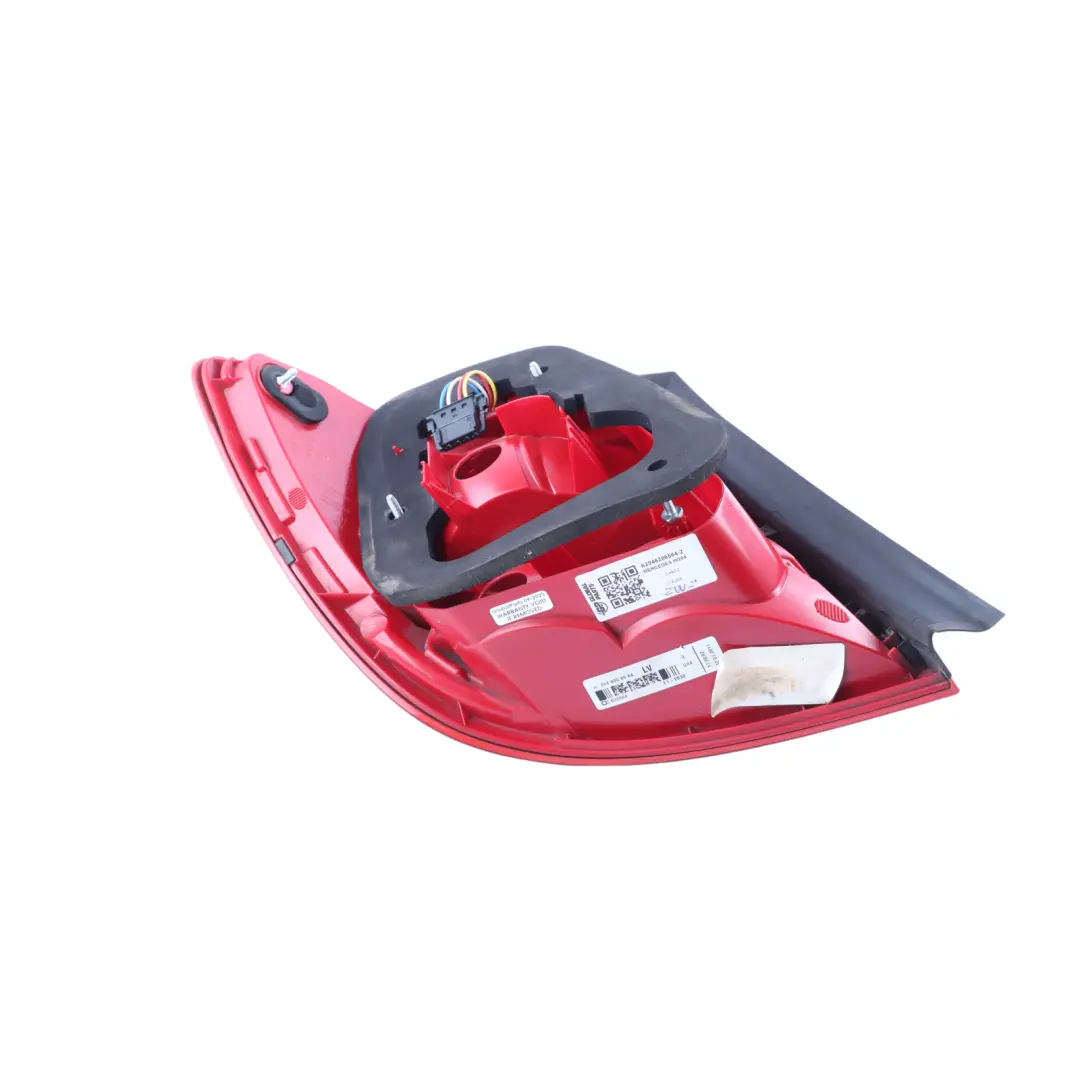 Mercedes W204 Kombi Lampa Prawy Tył Prawa Tylna - SKU A2048206564-2 - Numer Części A2048206564