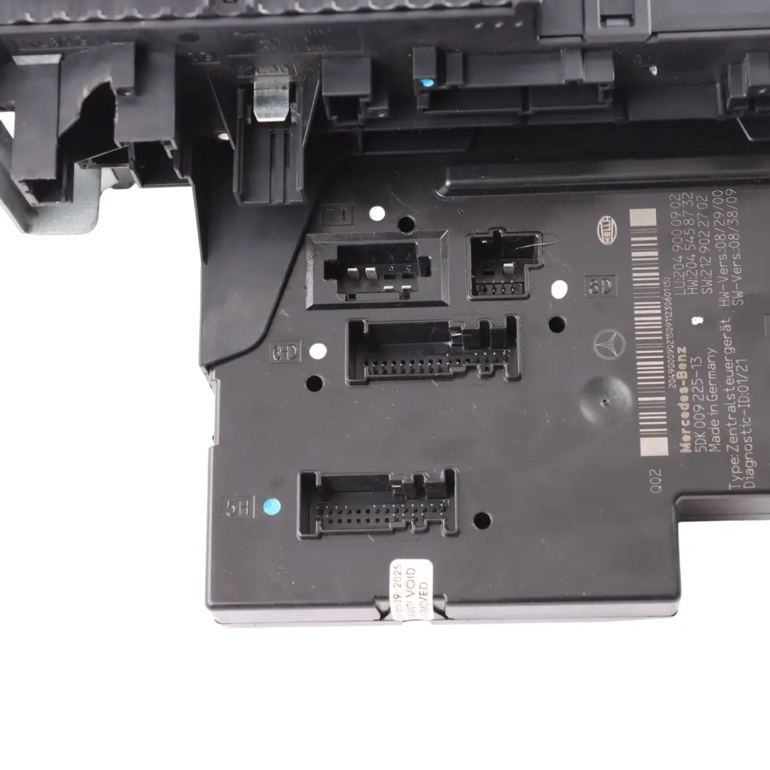  Caja fusibles Mercedes W204 Módulo control fusibles relé SAM trasero - SKU A2049000902 - Número de pieza A2049000902