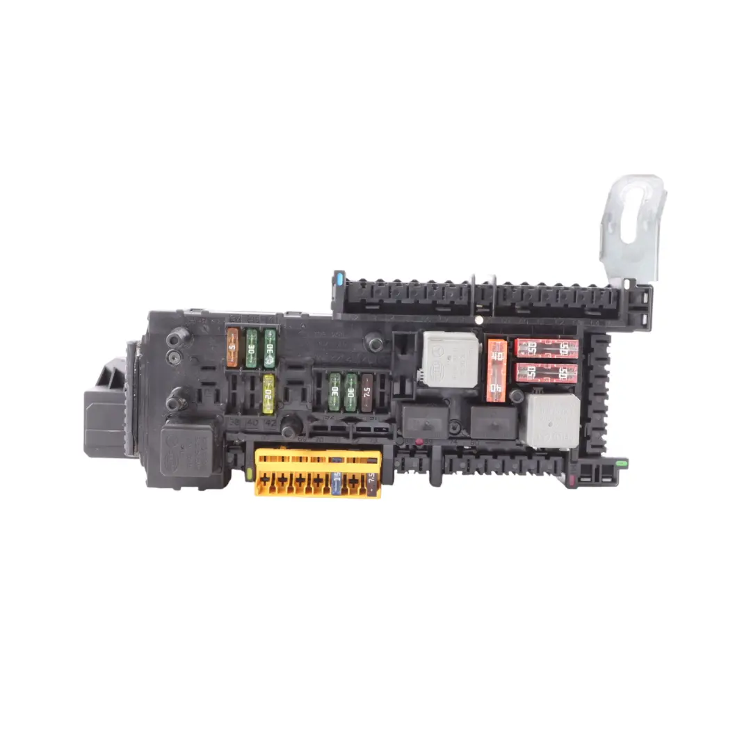  Caja fusibles Mercedes W204 Módulo control fusibles relé SAM trasero - SKU A2049000902 - Número de pieza A2049000902