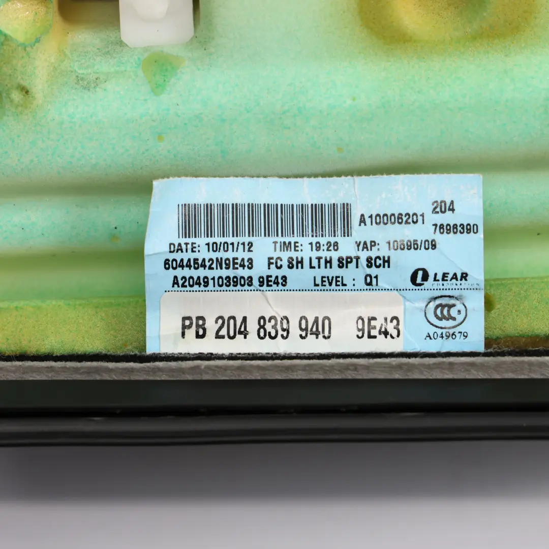 Mercedes W204 Siedzisko Przód Prawe Lewe Grzane Czarna Skóra - SKU A2049103903-1 - Numer Części A2049103903