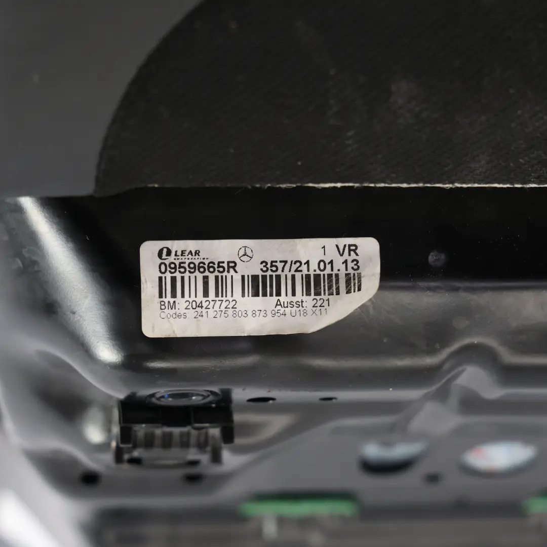 Mercedes S204 Vorder Sitz Basisbezug Leder Beheizt Schwarz Rechts - SKU A2049106446 - Teilenummer A2049106446