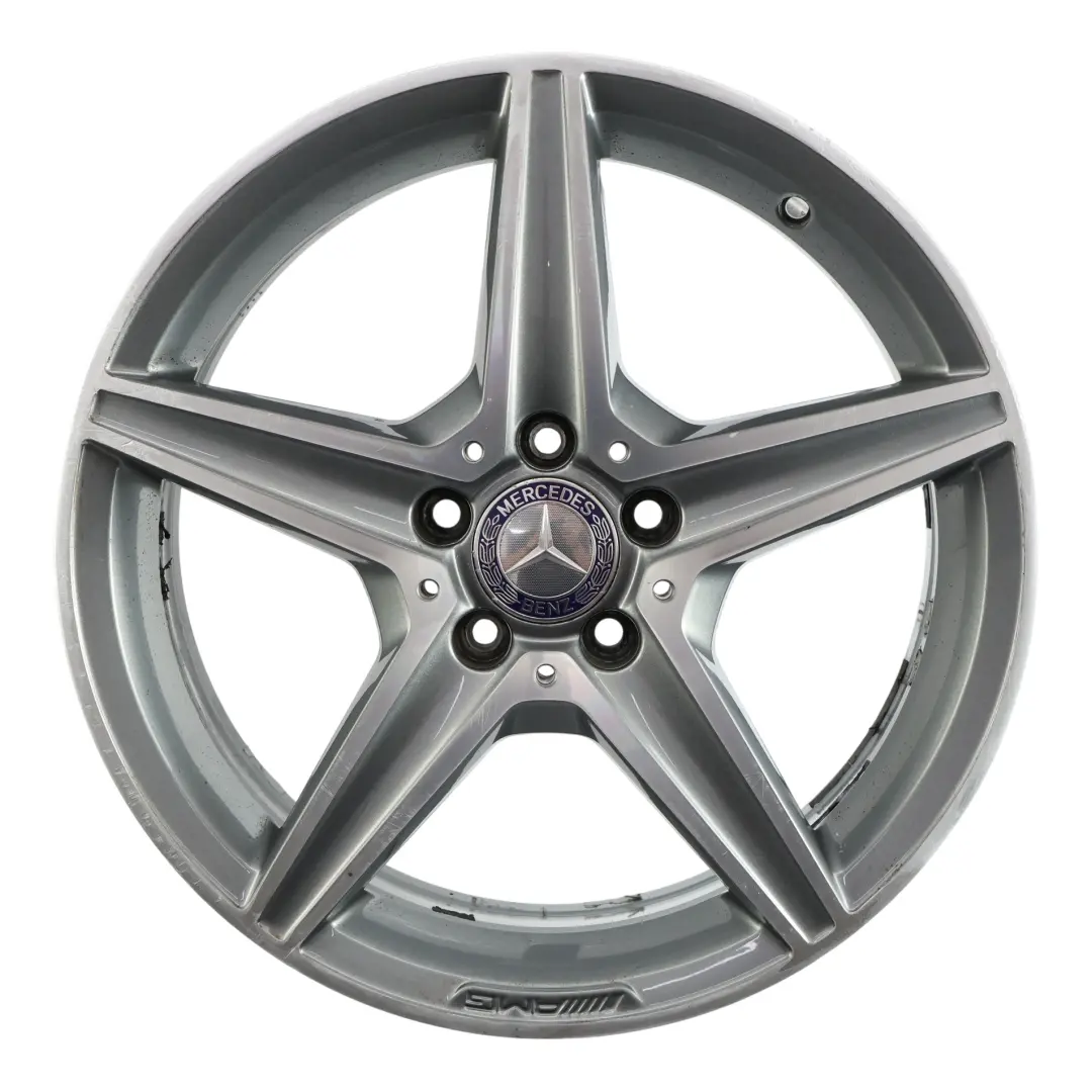 Llanta Aleación Gris Himalaya 5 Radios 18" 7,5 J para Mercedes W205 AMG con número de pieza A2054011100 Mercedes W205 AMG Llanta Aleación Gris Himalaya 5 Radios 18" 7,5 J - SKU A2054011100-1 - Número de pieza A2054011100