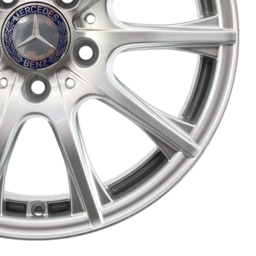 Cerchio In Lega Argento 16'' 6,5J ET:38 10 Razze per Mercedes W205 con numero di parte A2054012400 Mercedes W205 Cerchio In Lega Argento 16'' 6,5J ET:38 10 Razze - SKU A2054012400-2 - Numero di parte A2054012400