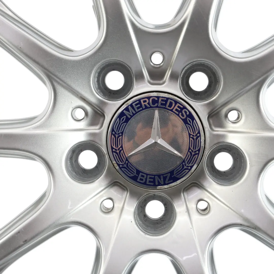 Cerchio In Lega Argento 16'' 6,5J ET:38 10 Razze per Mercedes W205 con numero di parte A2054012400 Mercedes W205 Cerchio In Lega Argento 16'' 6,5J ET:38 10 Razze - SKU A2054012400-2 - Numero di parte A2054012400