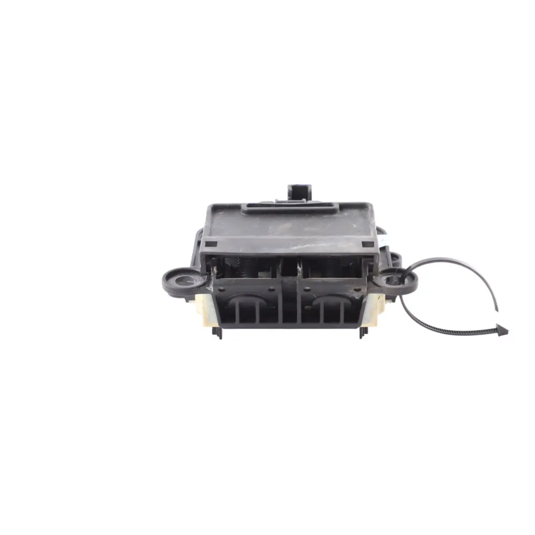 Mercedes C205 Support Fixation Couvercle Barre Omnibus Distribution - SKU A2055457600 - Numéro de pièce A2055457600