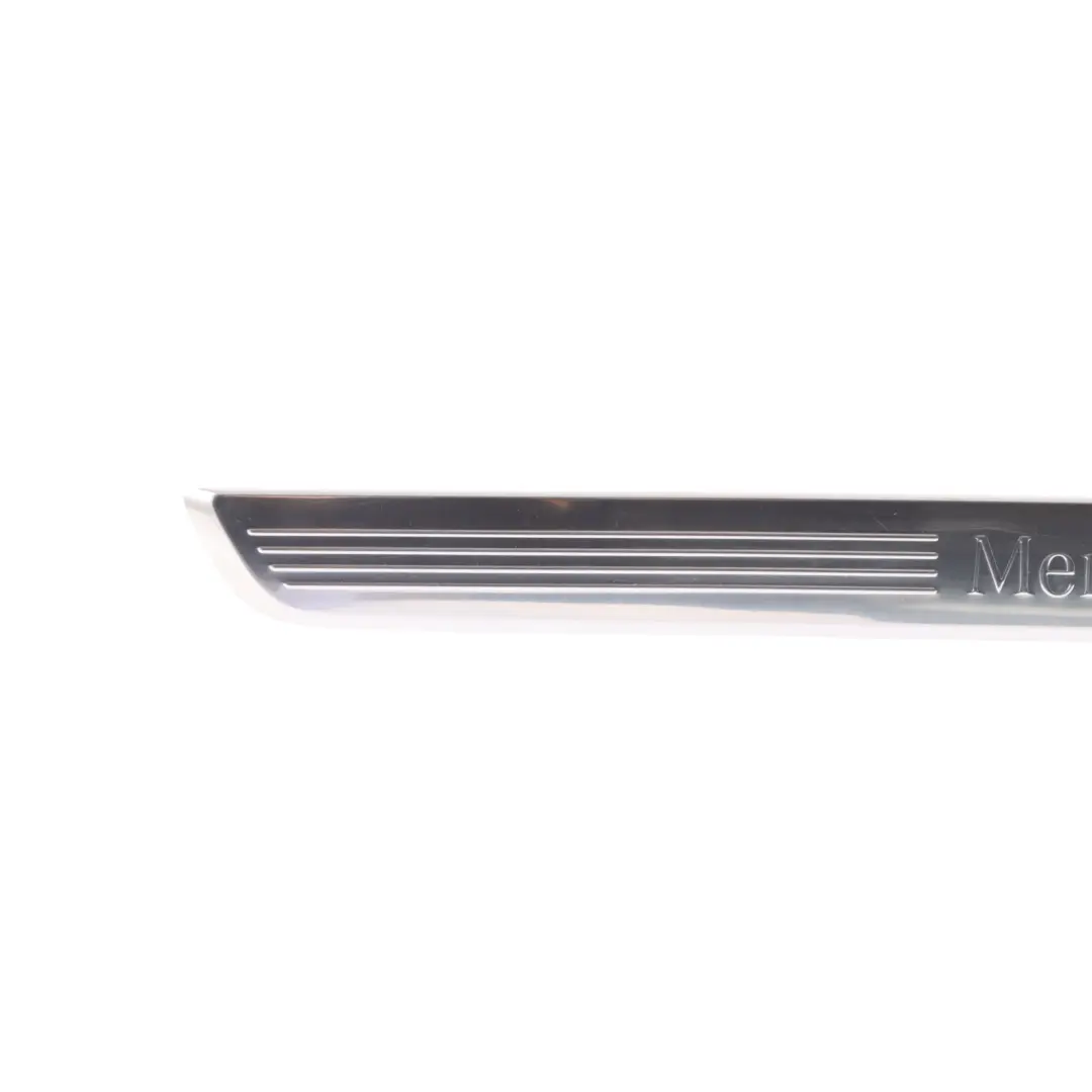 Mercedes C205 C238 Faldón Lateral Delantero Derecho Embellecedor - SKU A2056801335 - Número de pieza A2056801335