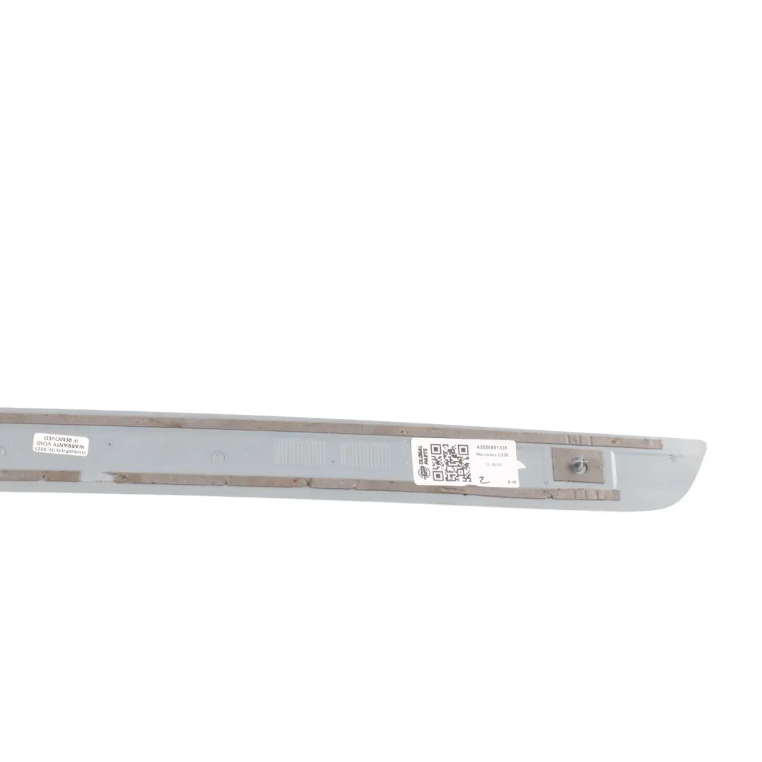 Jupe Latérale Avant Droite Revêtement Seuil pour Mercedes C205 C238 à propos du numéro de pièce A2056801335 Mercedes C205 C238 Jupe Latérale Avant Droite Revêtement Seuil - SKU A2056801335 - Numéro de pièce A2056801335