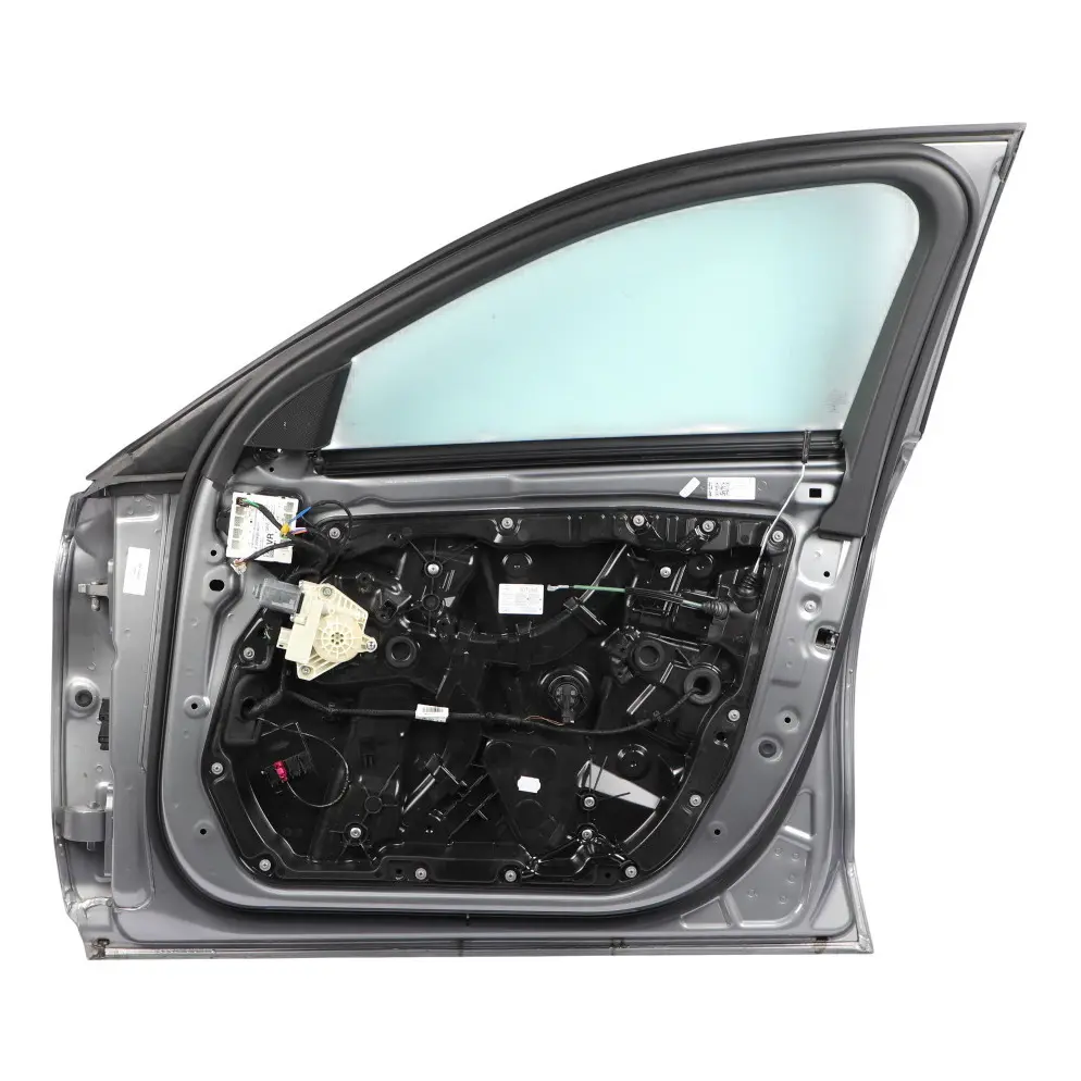 Door Front Right O/S Palladium Silver Metallic - 792 to Mercedes W205 with Part number A2057200205 Mercedes W205 Door Front Right O/S Palladium Silver Metallic - 792 - SKU A2057200205-PAL - Part number A2057200205