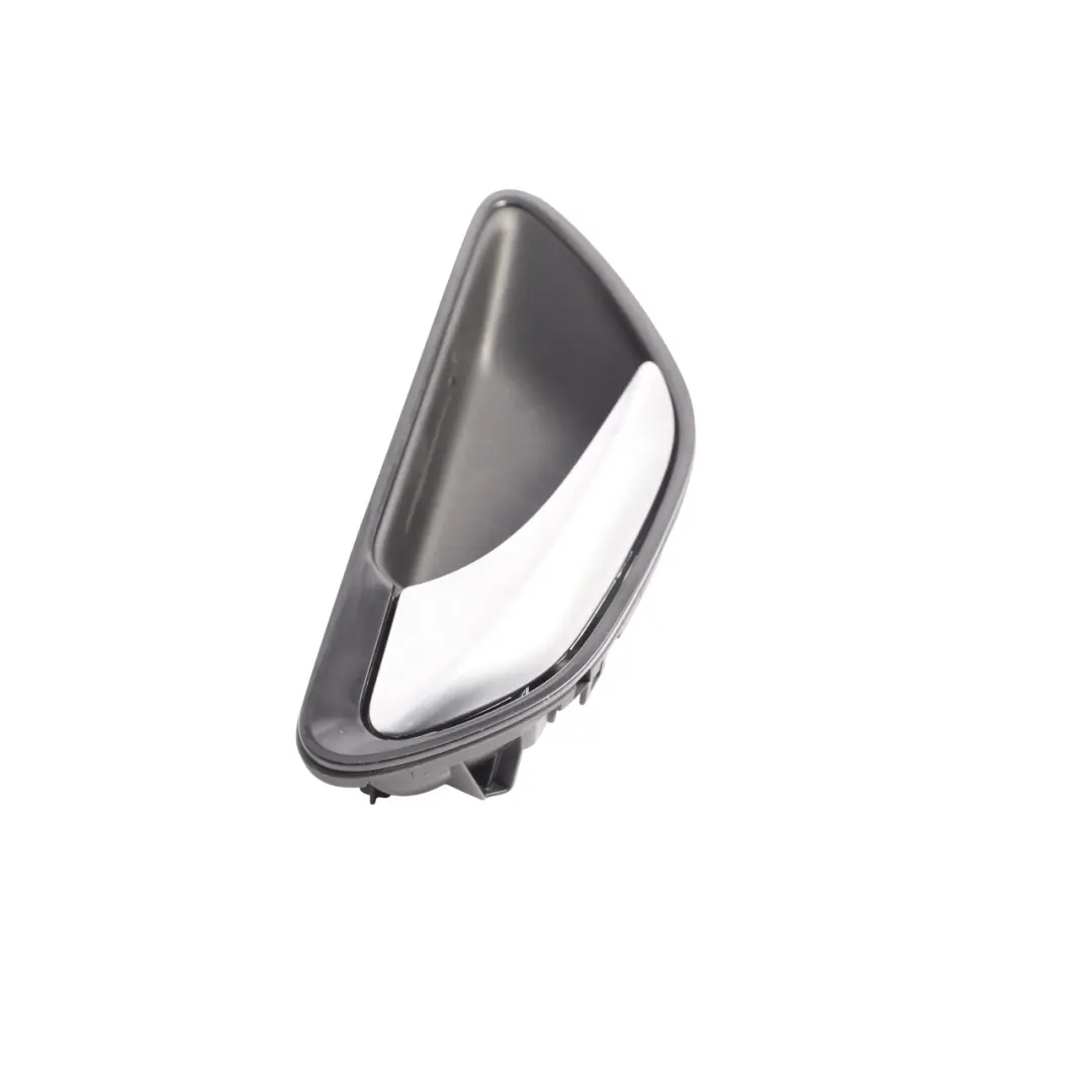 Innenraumgriff Türkarte Hinten Links für Mercedes C205 mit Teilenummer A2057603500 Mercedes C205 Innenraumgriff Türkarte Hinten Links - SKU A2057603500 - Teilenummer A2057603500