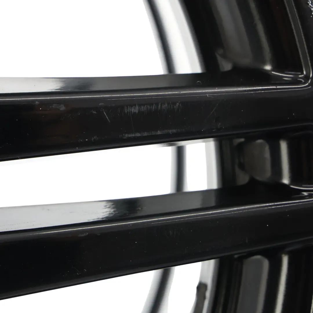 Tylna Czarna Felga Aluminiowa 18" 8.5J ET:49 do Mercedes C207 AMG o numerze A2074011402 Mercedes C207 AMG Tylna Czarna Felga Aluminiowa 18" 8.5J ET:49 - SKU A2074011402-5 - Numer Części A2074011402