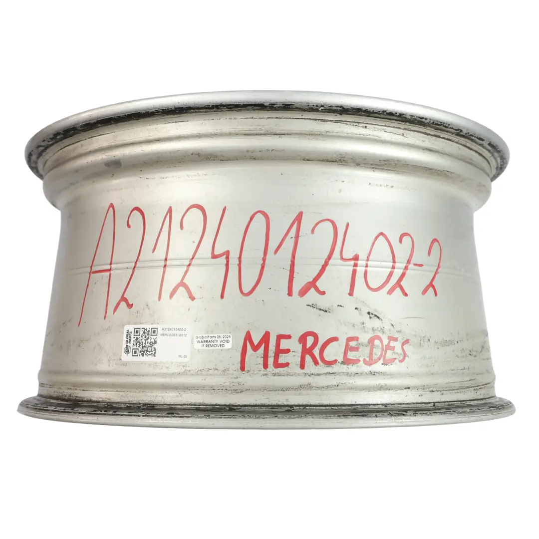 Asse Posteriore Argento Cerchio In Lega 18" Et:54 9J per Mercedes W212 con numero di parte A2124012402 Mercedes W212 Asse Posteriore Argento Cerchio In Lega 18" Et:54 9J - SKU A2124012402-2 - Numero di parte A2124012402